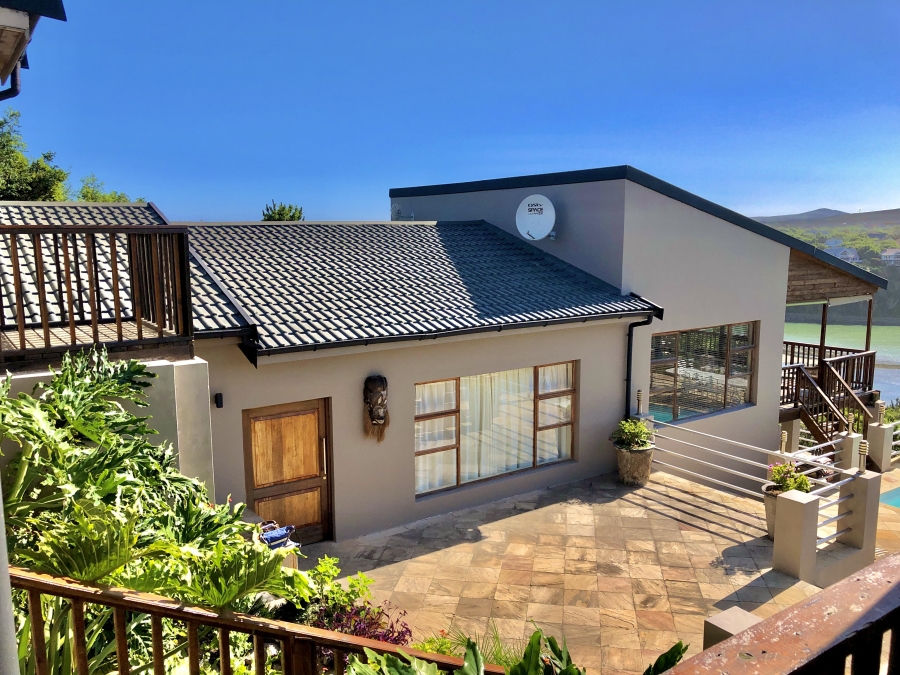 5 Bedroom Property for Sale in Merryhill Eastern Cape